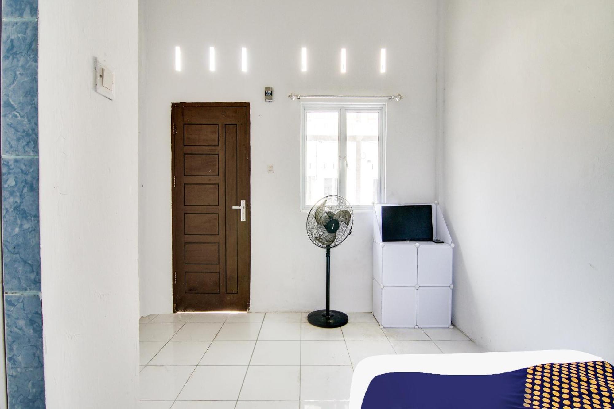 Spot On 91858 Raja Homestay Syariah Pekanbaru Ngoại thất bức ảnh