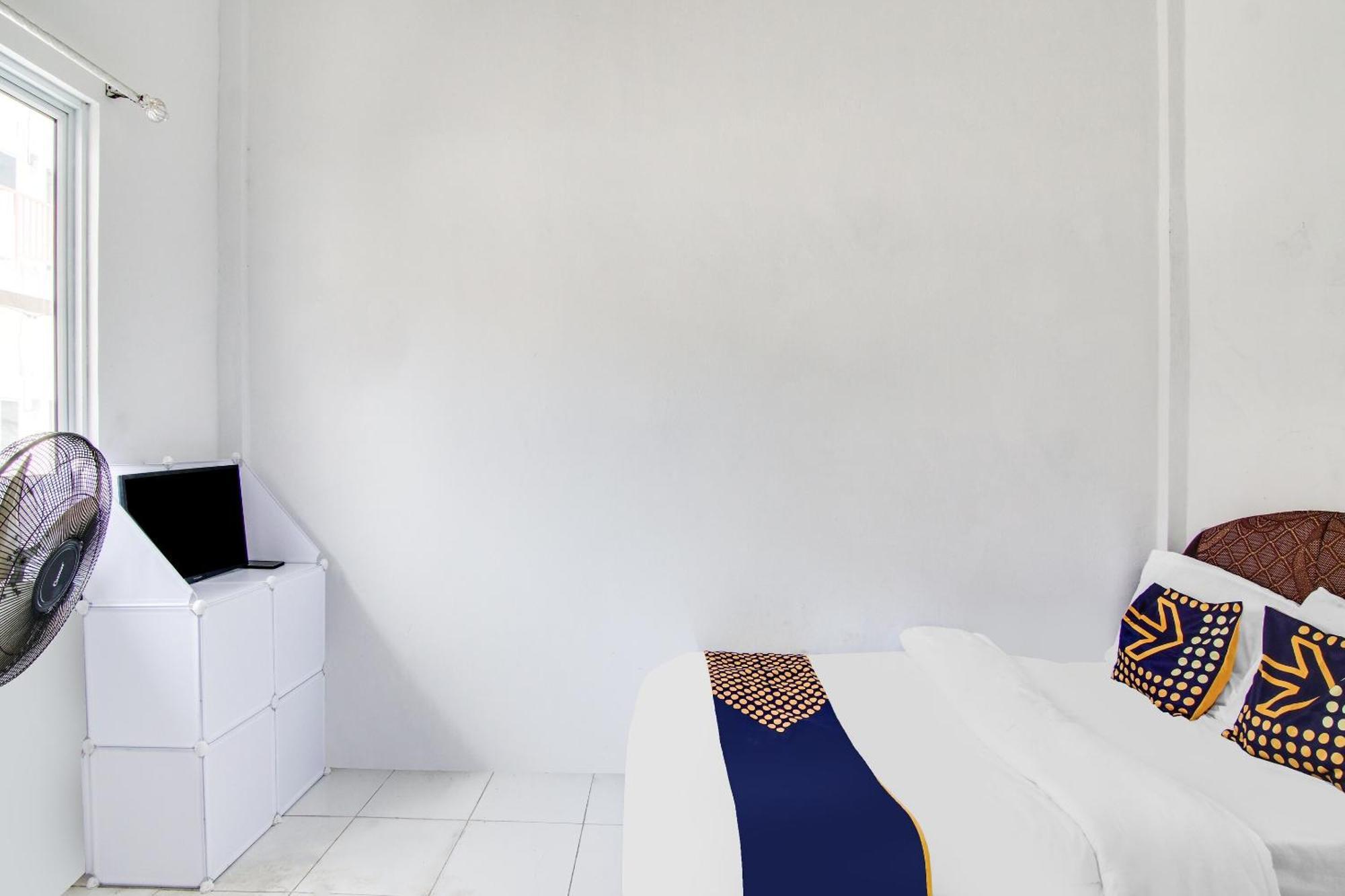 Spot On 91858 Raja Homestay Syariah Pekanbaru Ngoại thất bức ảnh